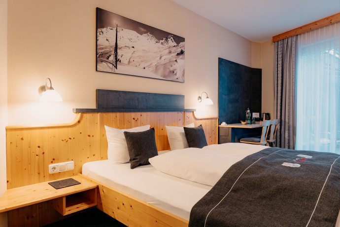 Hotel Garni Alpenhof Ischgl