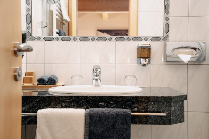 Hotel Garni Alpenhof Ischgl