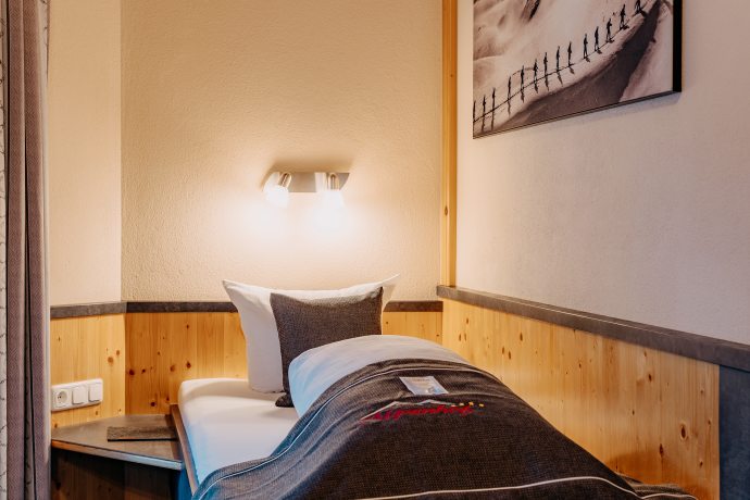 Hotel Garni Alpenhof Ischgl