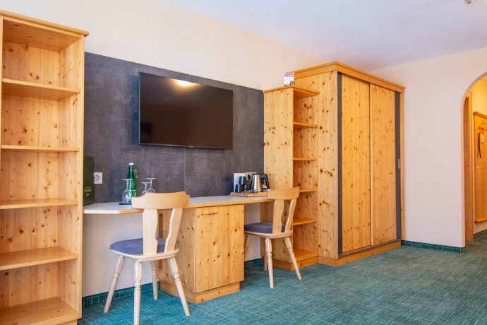Hotel Garni Alpenhof Ischgl